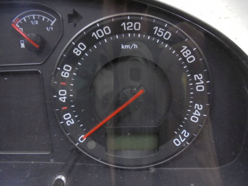 фото №7, Skoda superb i 3u4 счетчик приборы 1.8b 3u0920810c