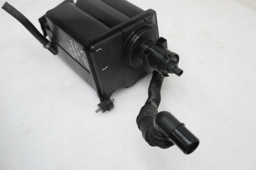 Mercedes sl r231 фільтр вугільний a2314700159 Зі Шроту