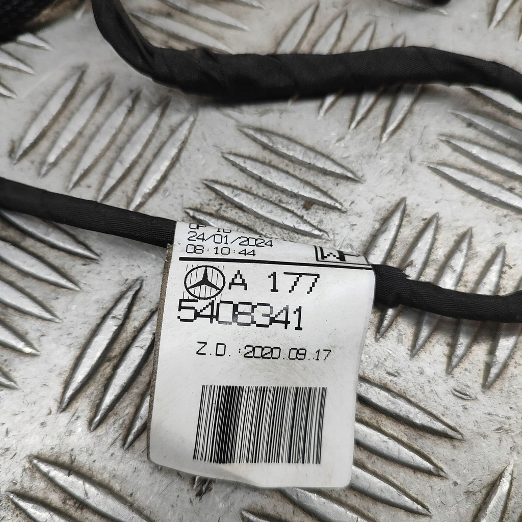 фото №7, Mercedes-benz eqb 2024 джгут трубопровід датчика паркування pdc