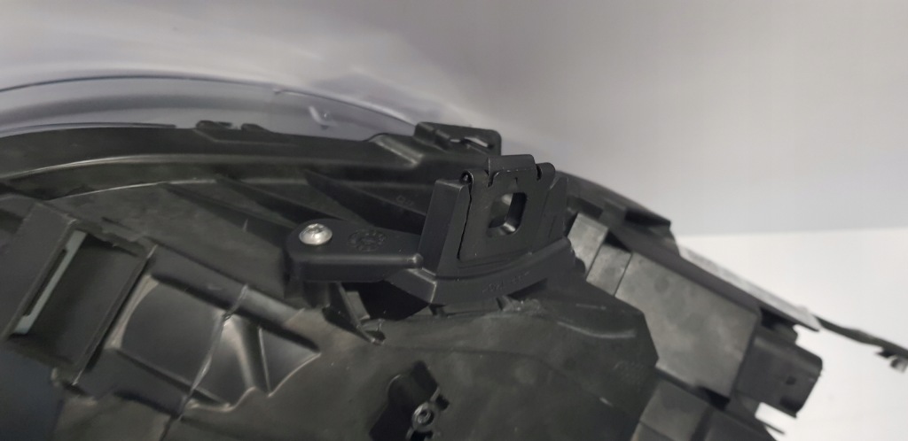 Фара передня ліва mini f55 f56 f57 рестайлінг  lci led чорна чорний  5a01961 Київ