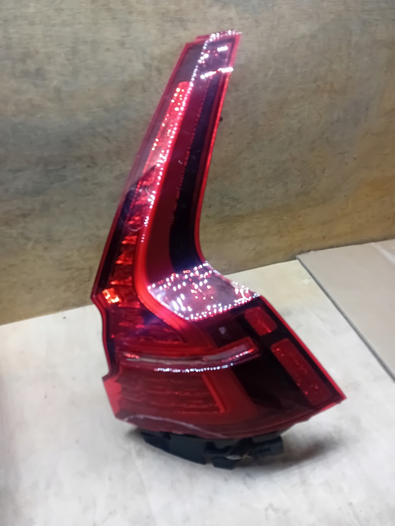 Купить Volvo v60 ii 2 2018- лампа задняя правая правый задняя 32291359 ÷