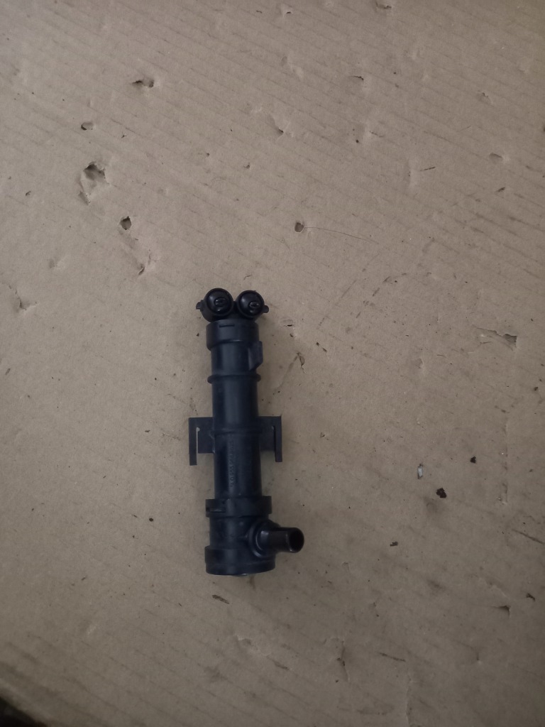 фото №1, Skoda yeti омыватель лампы 5l0955966