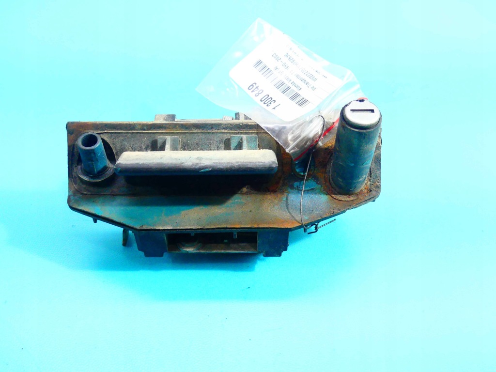 фото №1, Ручка крышки задняя vw transporter t4 701829239b