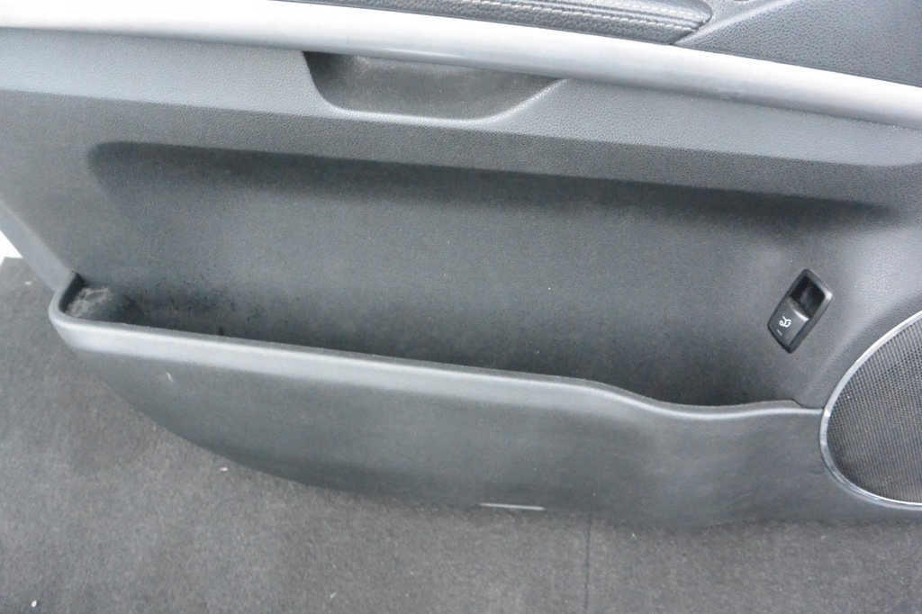 фото №5, Обшивки обшивка дверь mercedes gl x164 harma eu kpl