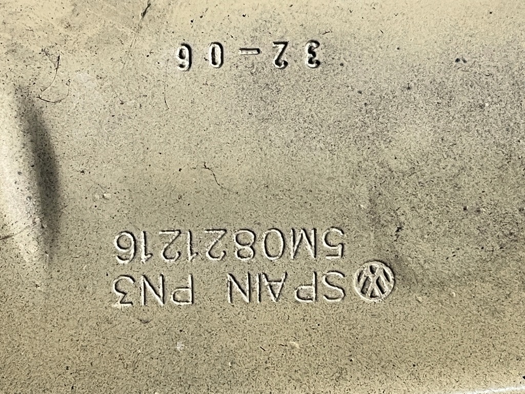 фото №10, 47 vw golf vi plus крыло правый 5m0821216