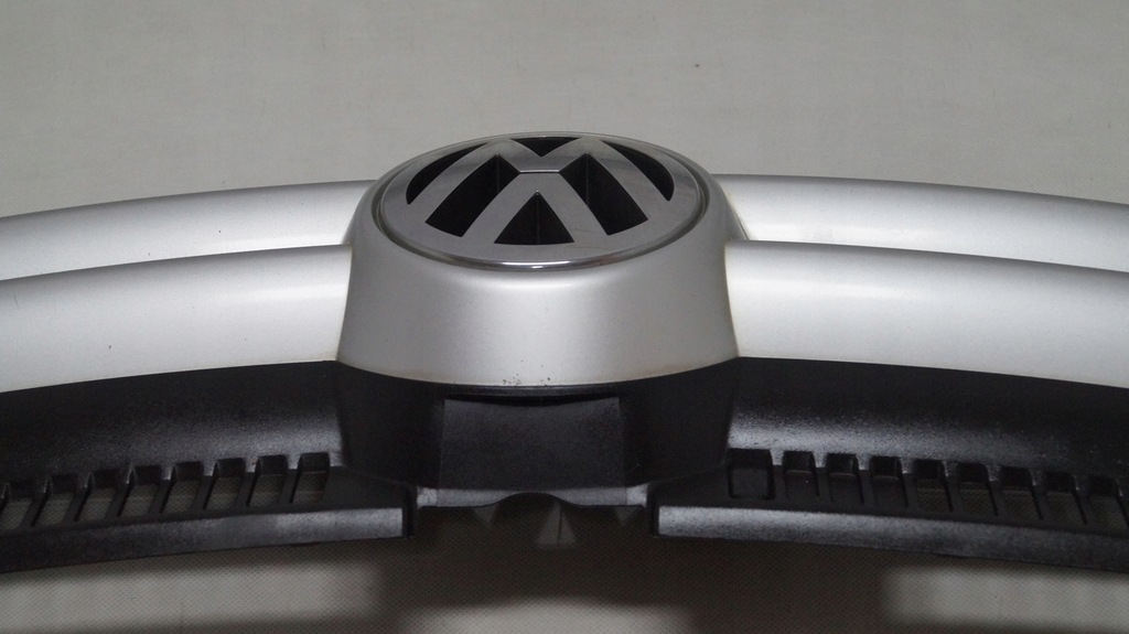 фото №7, Решётка радиатора решётка радиатора vw golf v plus 2008
