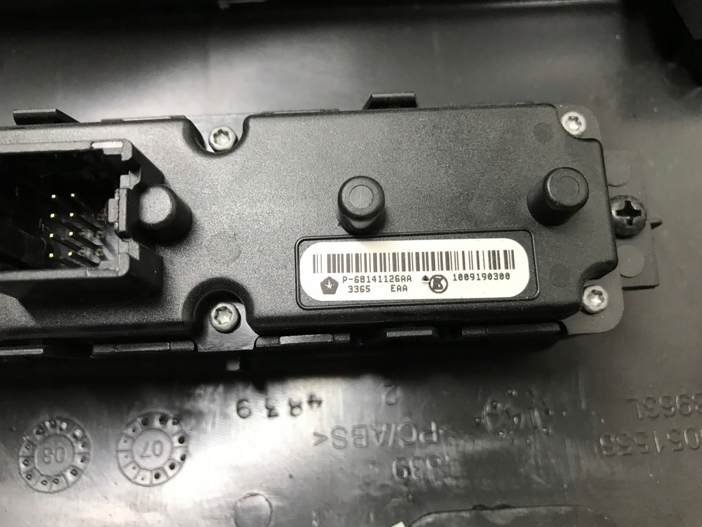 фото №7, Dodge caravan v voyager v лампа потолочный czarna