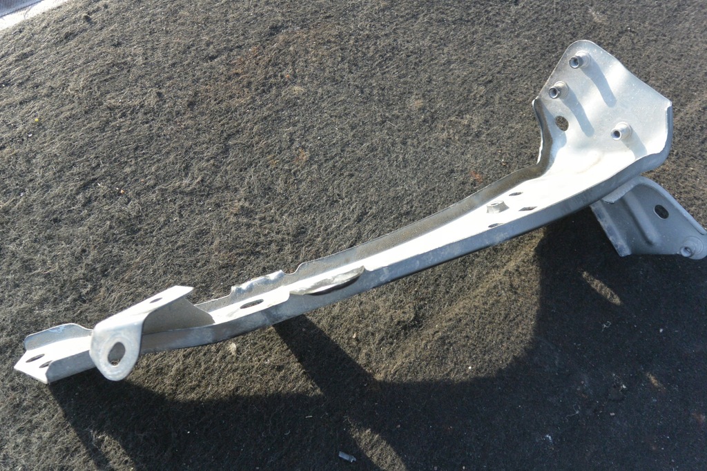 фото №5, Mazda cx9 tc ii 16- кронштейн крыла левый перед