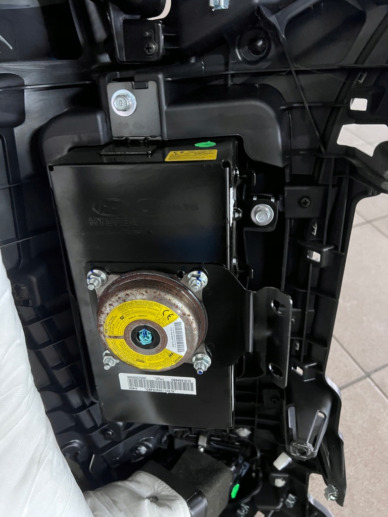 фото №15, Hyundai i20 ii 14-18 приборная панель приборная подушка подушка безопасности демонтаж europa коричневый