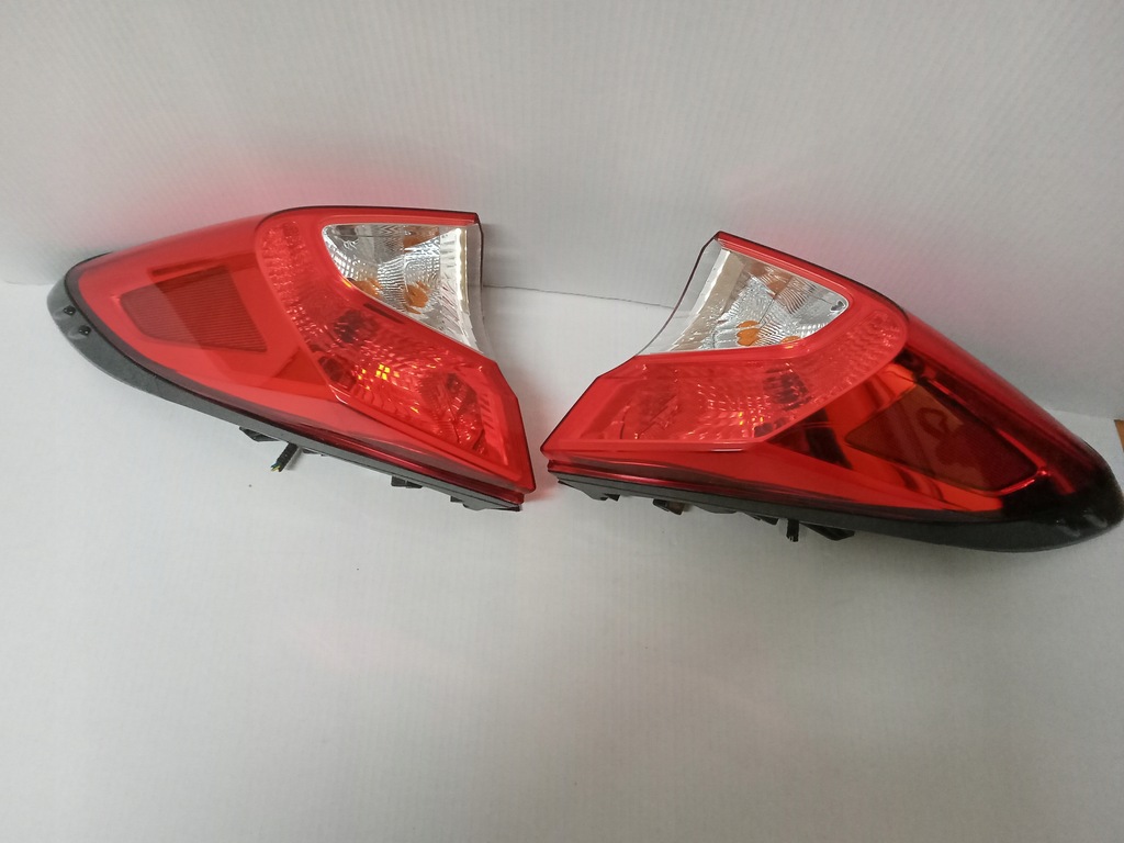 фото №1, Toyota chr ch-r лампа задня задня rh/lh