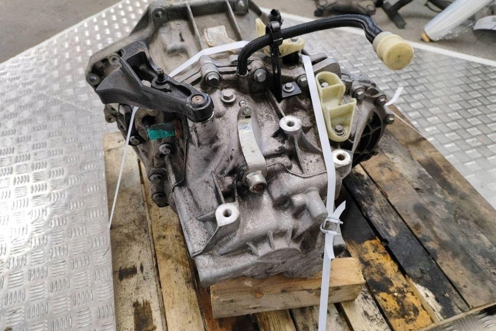 фото №9, Коробка передач передач renault grand scénic iii jz0/1_ 320105487r 1.6l дизель