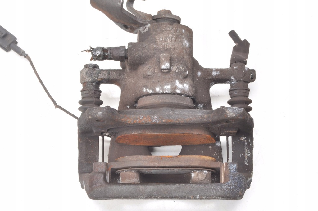 фото №6, Alfa romeo 4c суппорт тормозной левый задняя 32325078