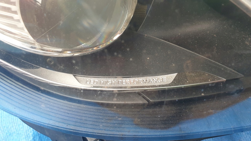 Mercedes e-klasa w213 213 фара передня права led Зі Шроту