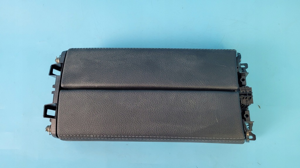 фото №1, Mercedes h247 gla підлокітник шкіра