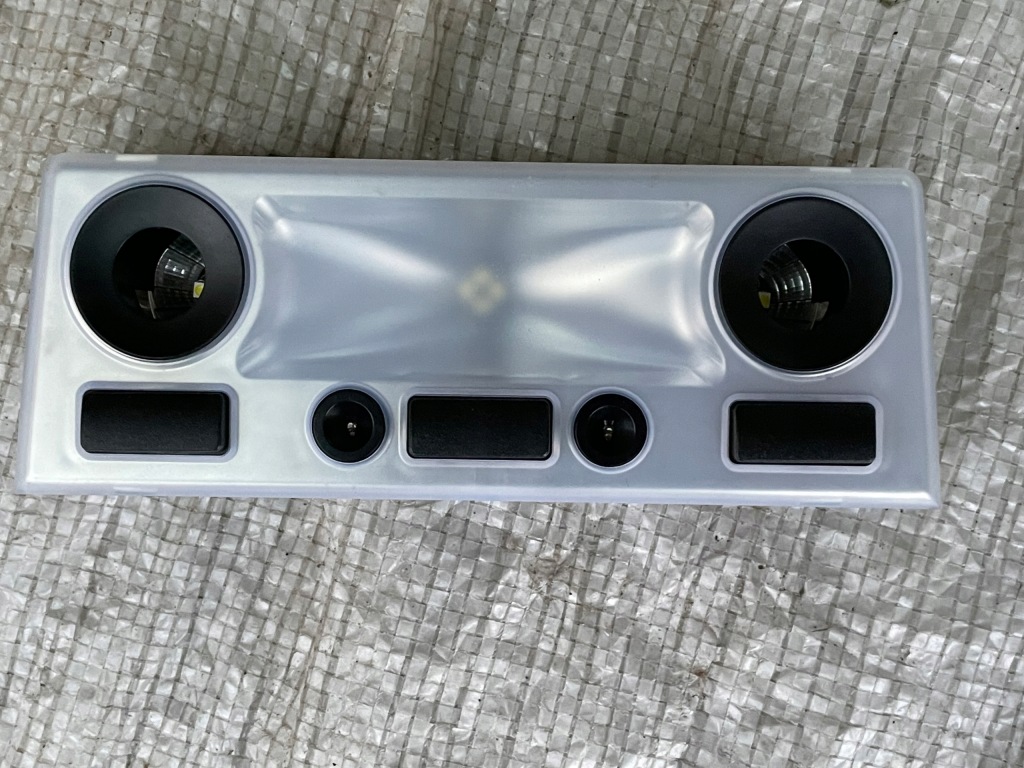 фото №1, Bmw e60 e61 лампа кабины 6912631