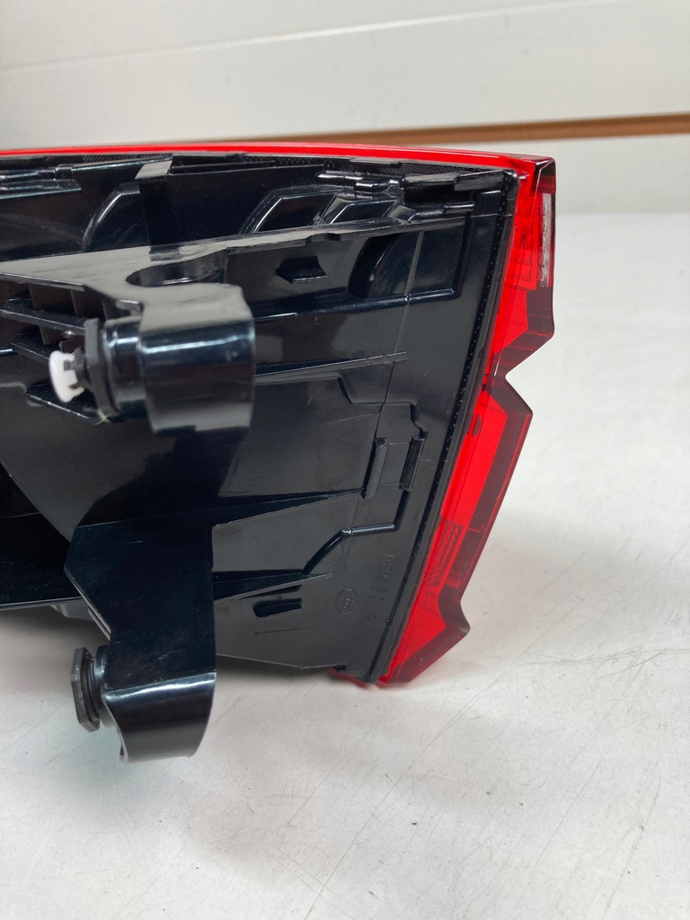 фото №9, Лампа левая задняя vw touareg iii 3 led