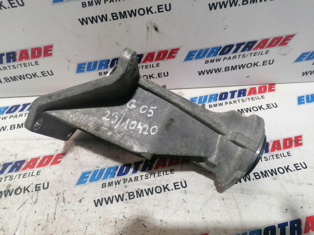 Купить Bmw serii g кронштейн кронштейн полуось правый перед 8639383 8639382