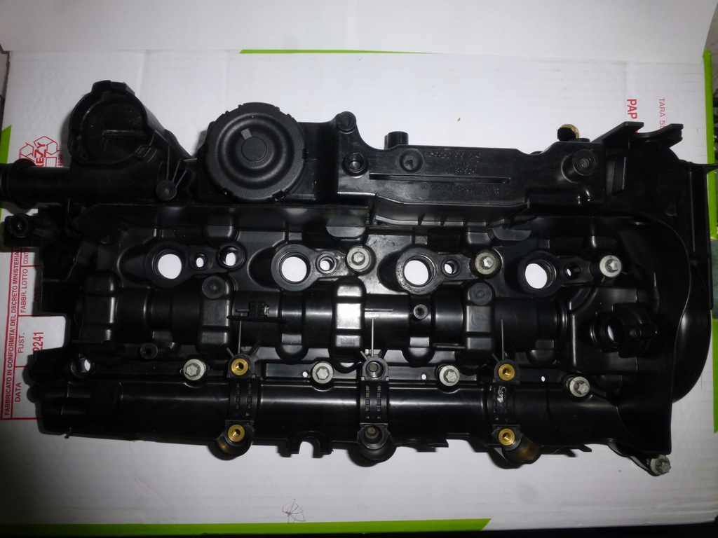 фото №12, Кришка клапанів 8570828 bmw f30 n47