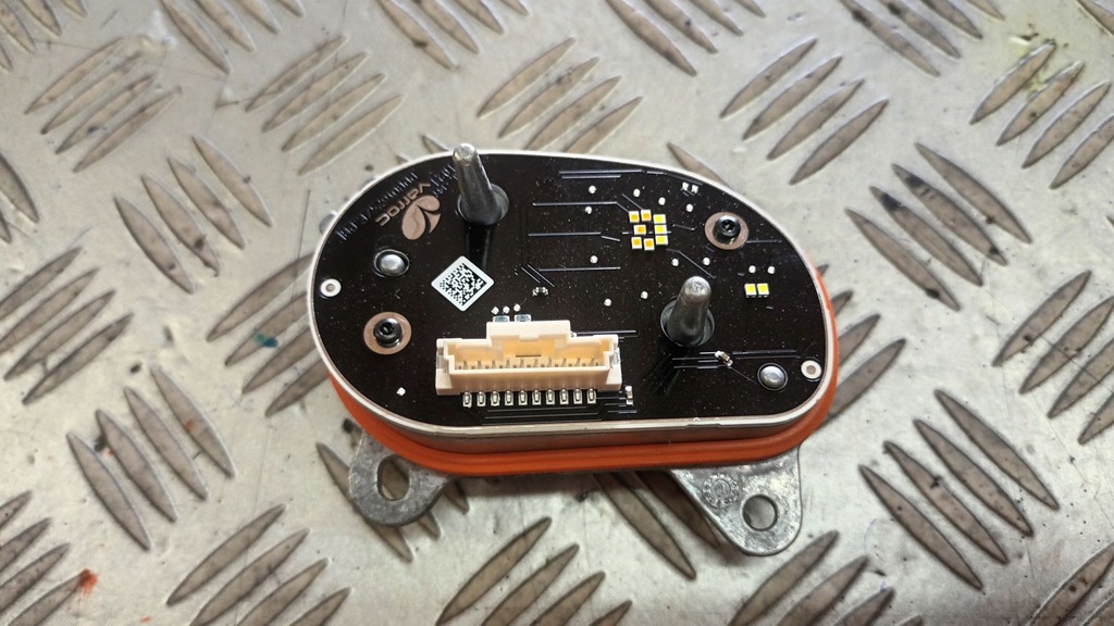 фото №1, Правий модуль led jeż vw id.4 id.5 2020-