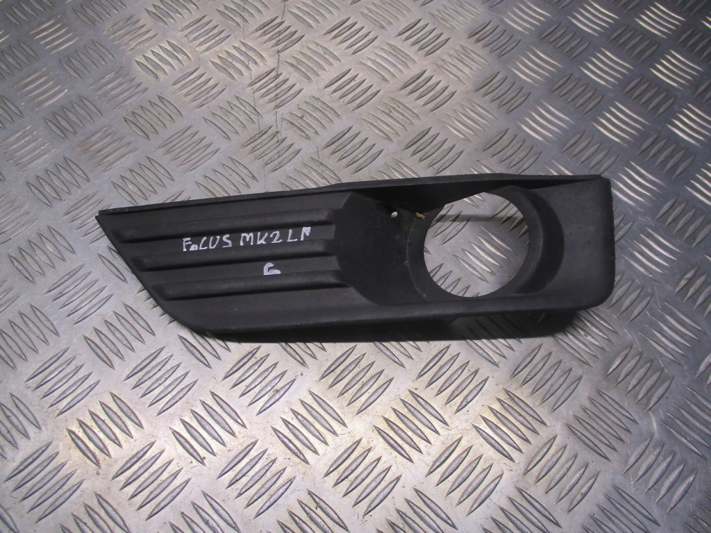 фото №1, Решётка противотуманной фары левая ford focus mk2 1.6 16v