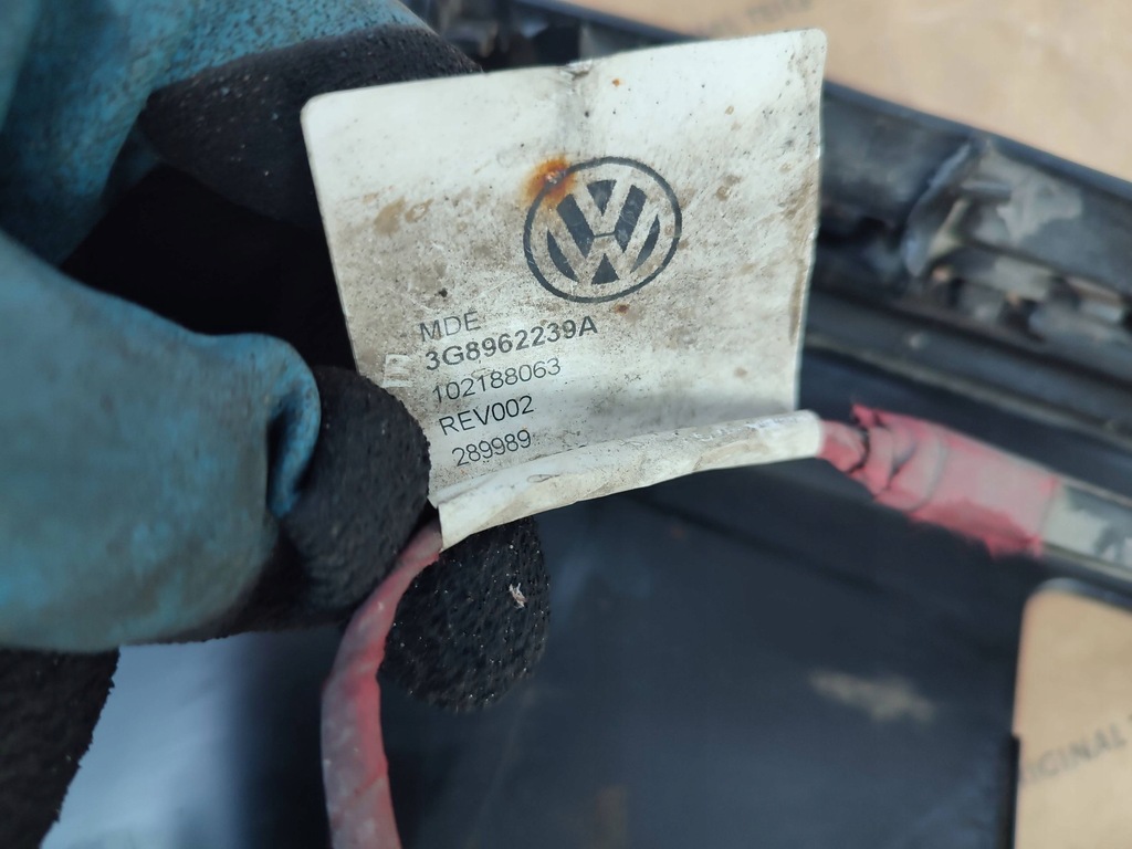 фото №10, Спойлер накладка бампера задня датчик кришки vw arteon 2020 r-line