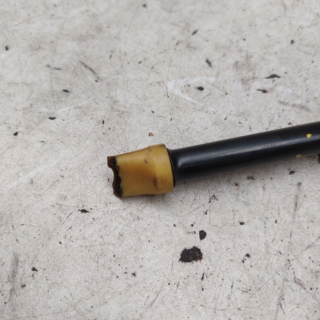 фото №3, Hyundai ix35 1,7 crdi 2013 щуп щуп масла