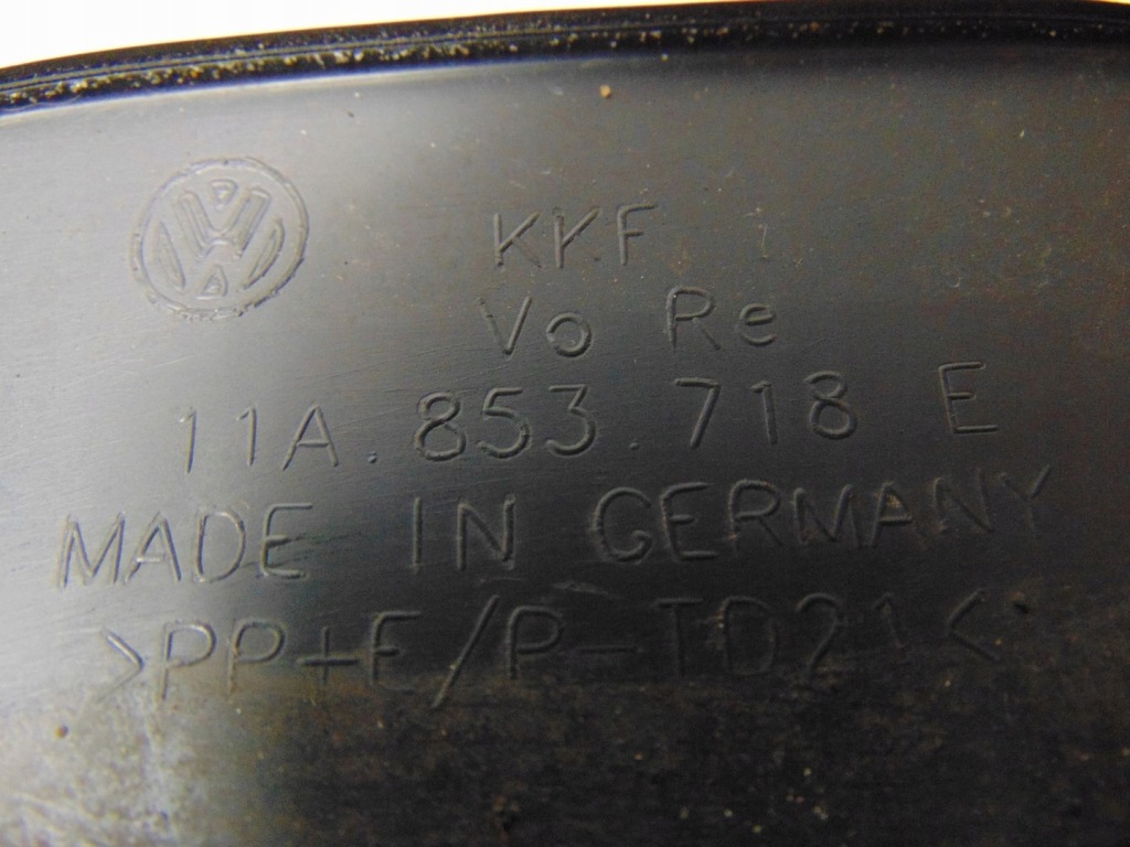 фото №16, Молдинг накладка крыла правый перед vw id4 11a853718e