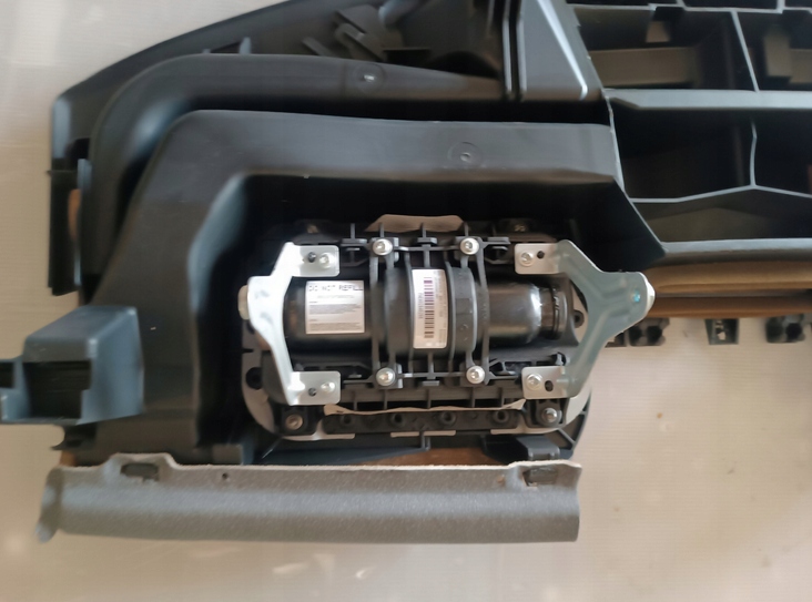 фото №7, Smart fortwo ii 451 приборная панель консоль ремни подушки безопасности