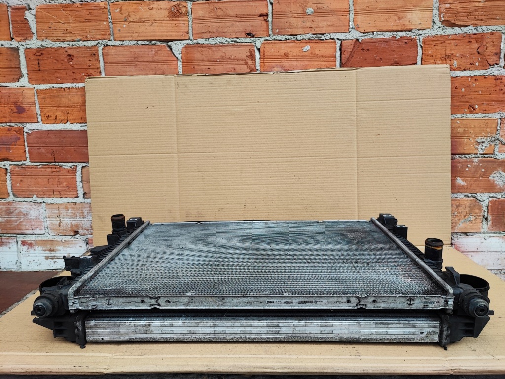 Ford mondeo mk5 2.0 tdci радіатор води комплект в Україні