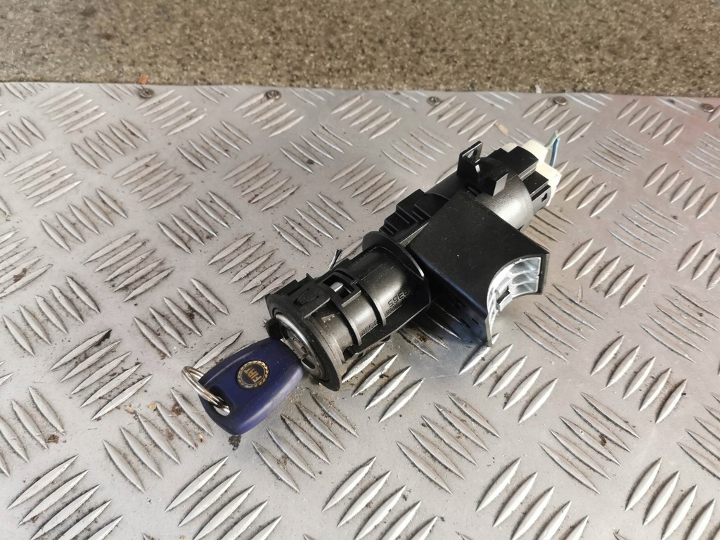 фото №1, Замок зажигания ключ fiat punto ii fl 1.4 benz