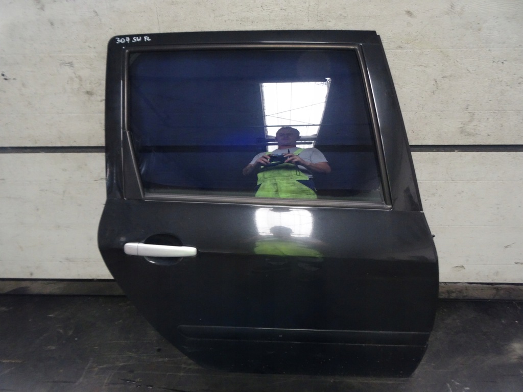 фото №1, Дверь правый задняя peugeot 307 sw fl