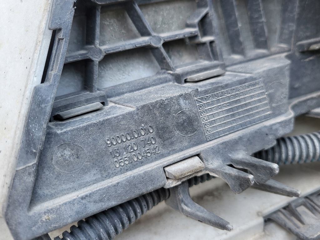 фото №12, Бампер передний kompletny датчики pdc противотуманные фары opel signum vectra c gts оригинальный номер