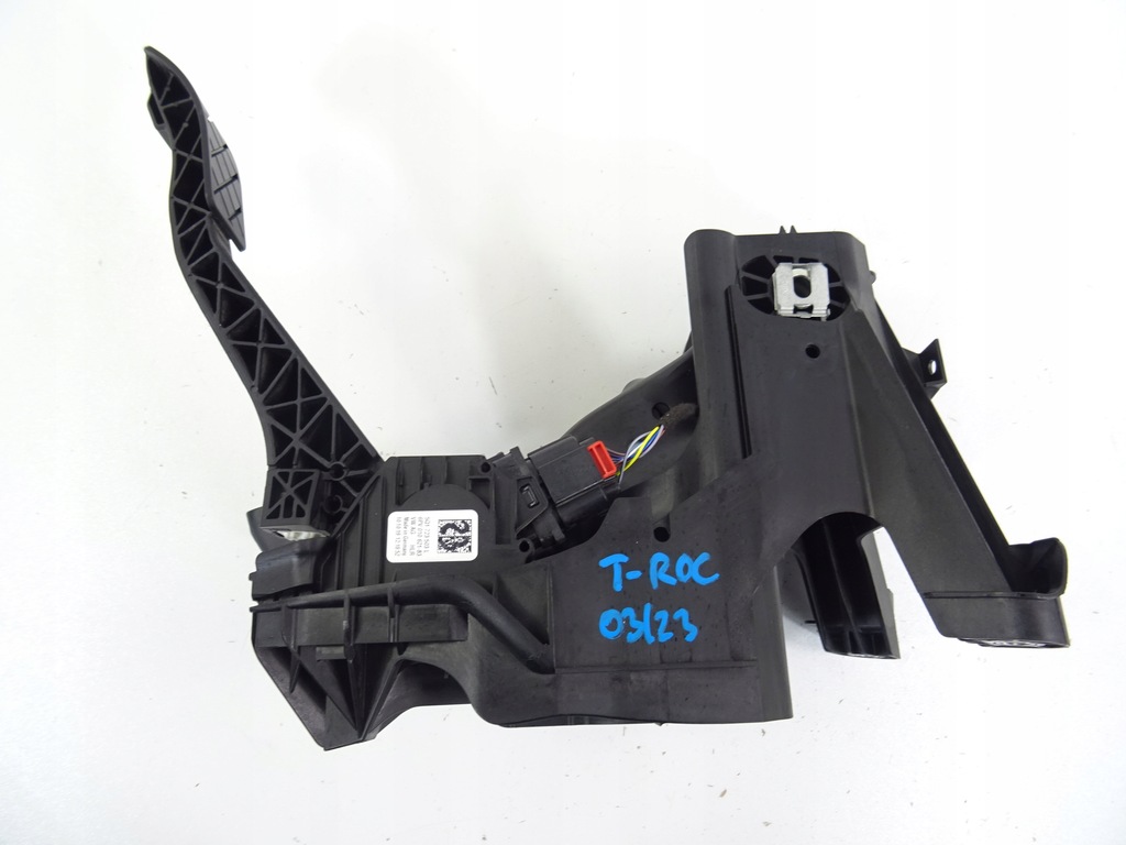 фото №9, Vw t-roc педаль газа тормоза колодка 5q1721058dm