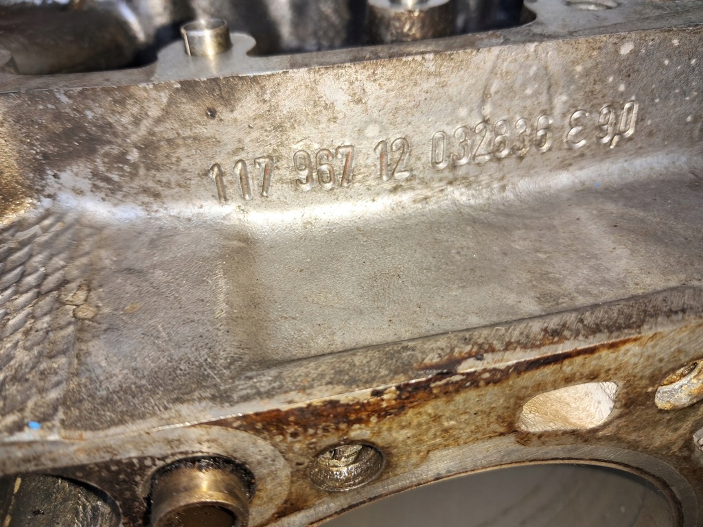 фото №14, Блок двигателя mercedes 107 sl w126 560 117.967 1170112401