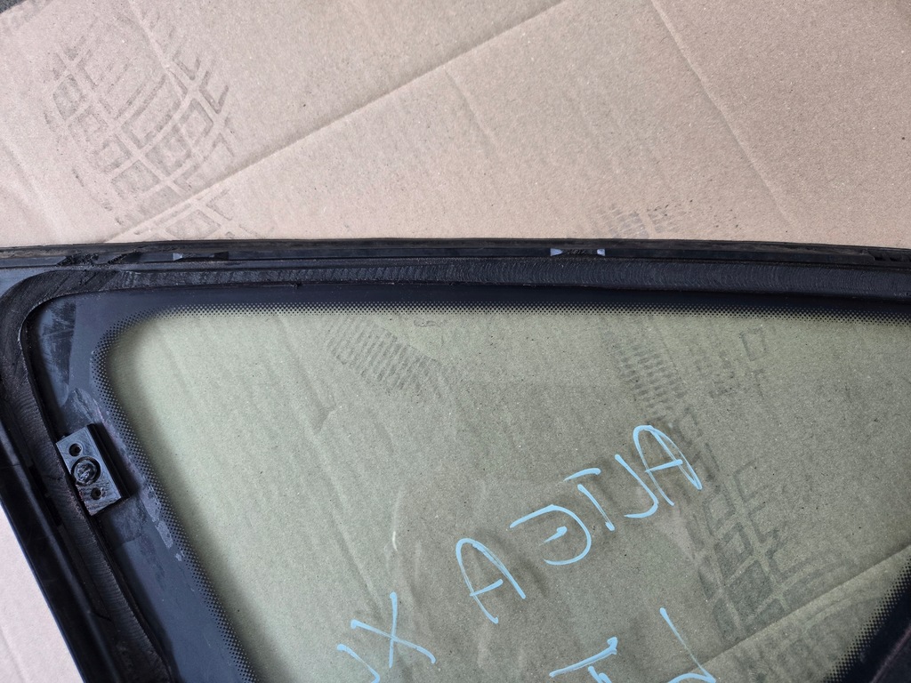 фото №6, Стекло треугольник левый задняя seat altea xl