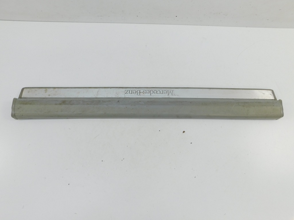 Купить Mercedes clk w208 3,2 v6 молдинг порог правая порог