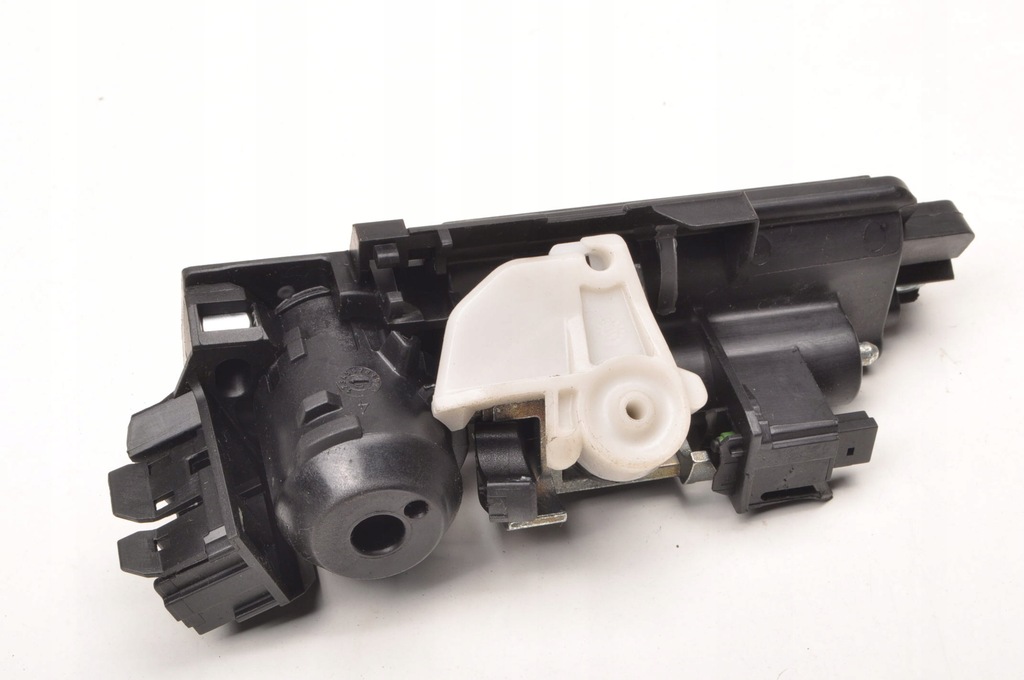 фото №2, Mercedes slk r171 w171 ручка крышки багажника a2037500693