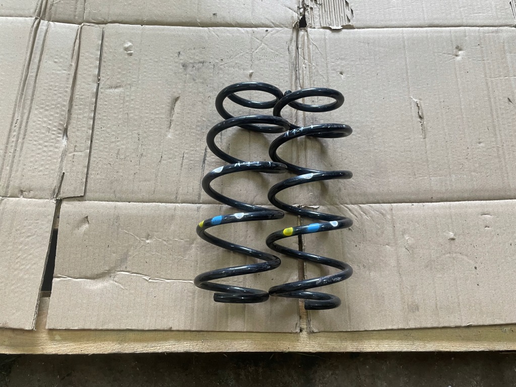 Купить 2x пружина подвеска задний  задняя комплект mercedes w177 a-klasa