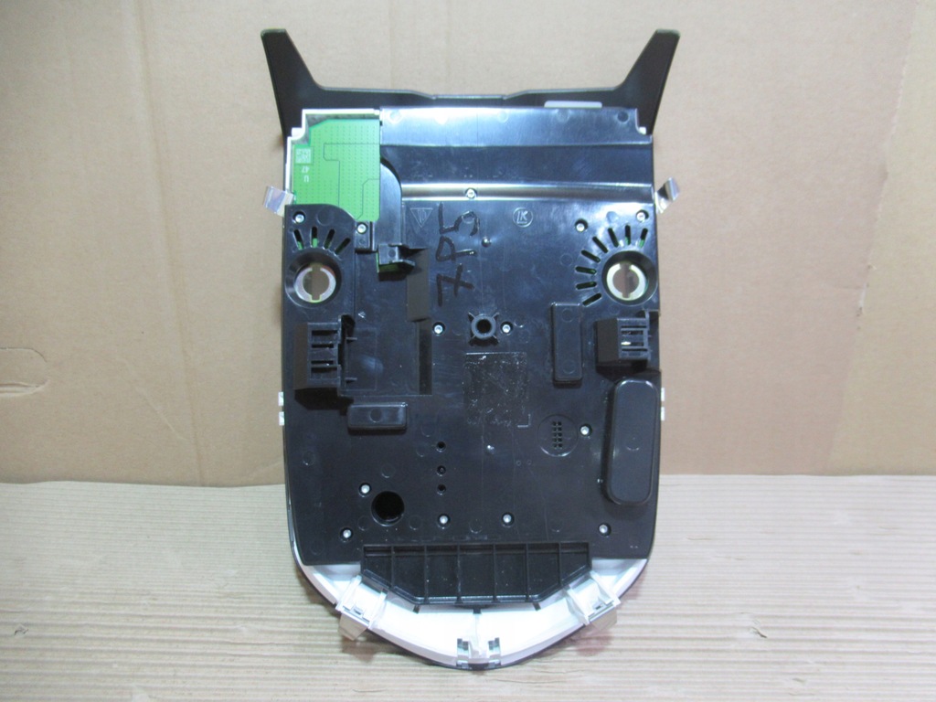 фото №6, Porsche cayenne 7p5 лампа потолочный