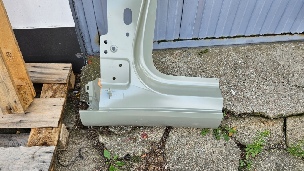 фото №2, Блок двигателя порог обшивка левая перед tesla model 3 оригинальные