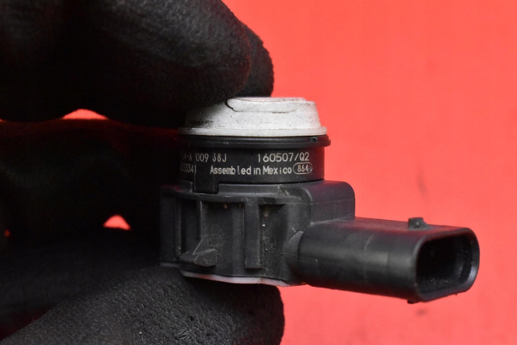 Датчик парковки перед pdc 1048474-04-a tesla model x 90d 15-21 с Разборки