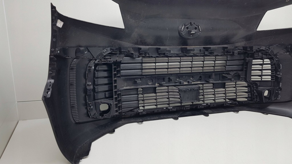 Toyota proace 2023 - бампер перед 9849407580 Доставка