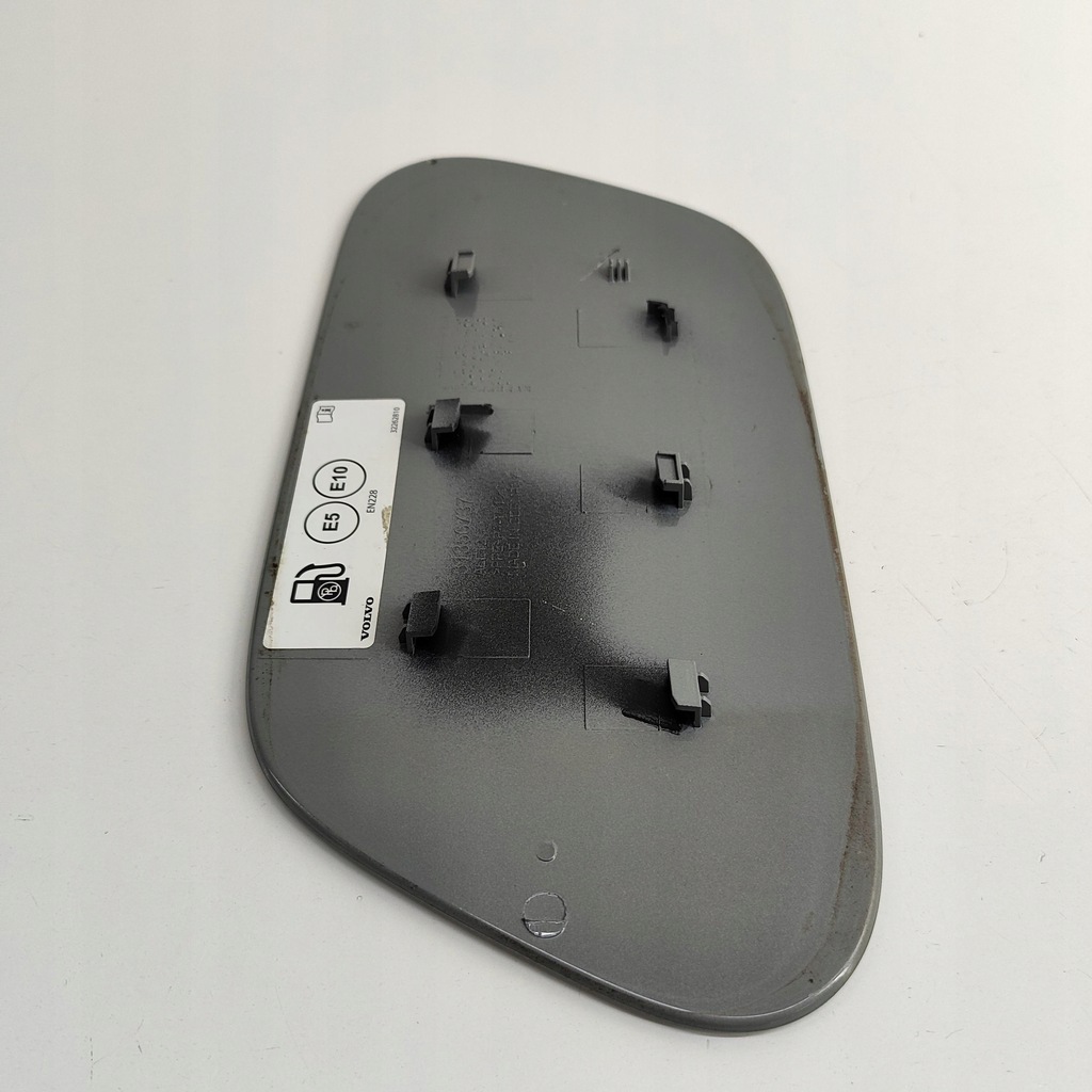 фото №6, Volvo xc40 2024 крышка заливной топлива