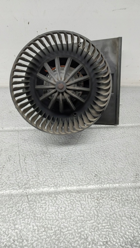 фото №1, Вентилятор отопителя vw polo