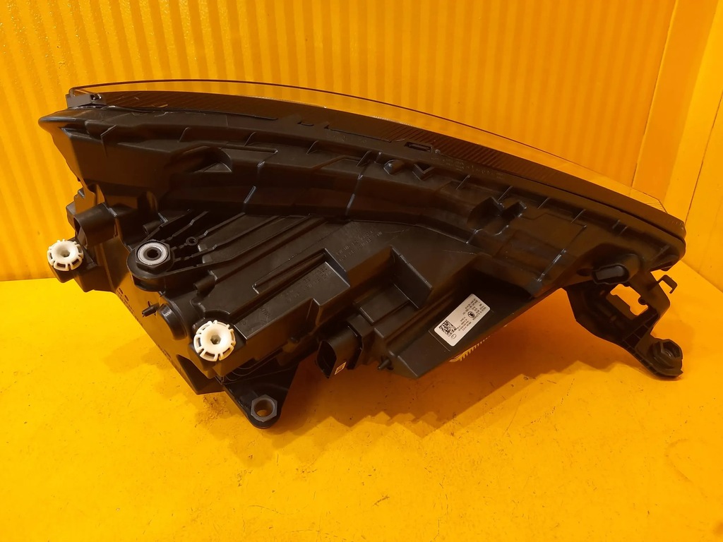 фото №15, Skoda kamiq lift лампа перед правая левая комплект full led