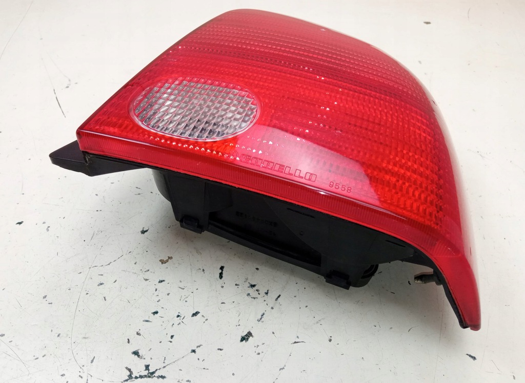 фото №7, Лампа права задня volkswagen lupo