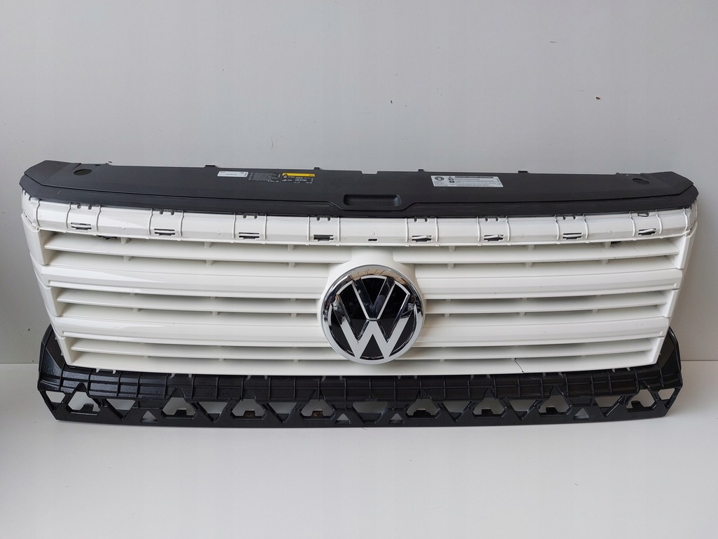 фото №1, Vw crafter 7c0 решётка радиатора решётка радиатора 7c0853653 j оригинал