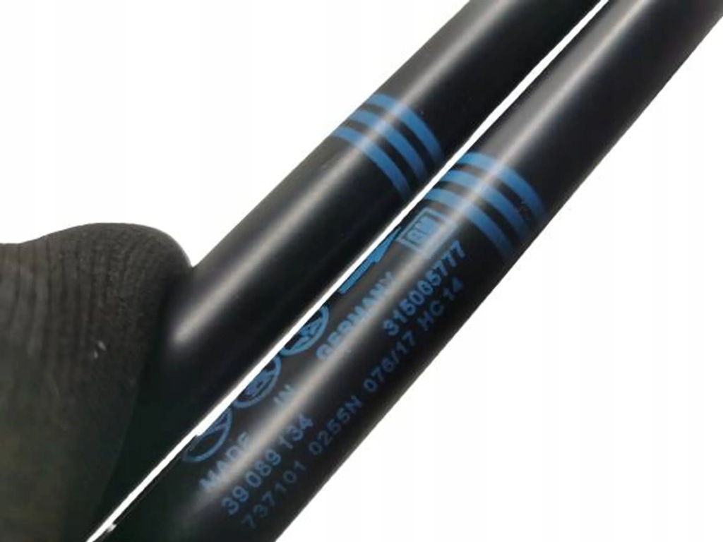 фото №2, Opel corsa e амортизаторы амортизаторы крышки багажника задняя 2017 r