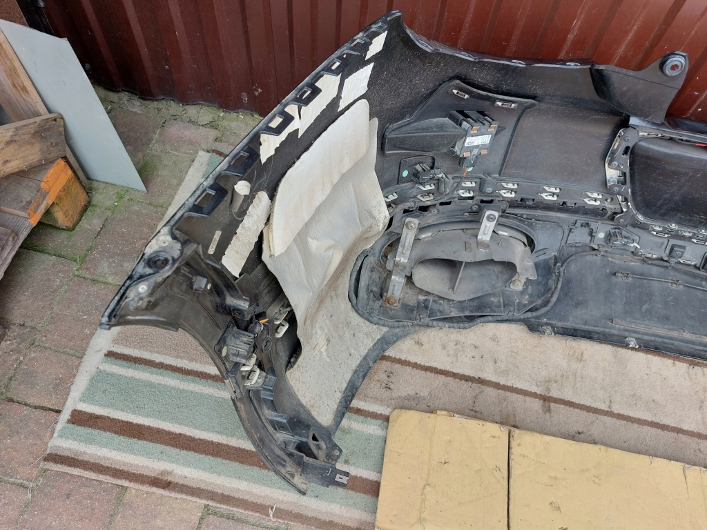 Бампер задний  bentley continental gt 19r чёрный l09n радары Цена