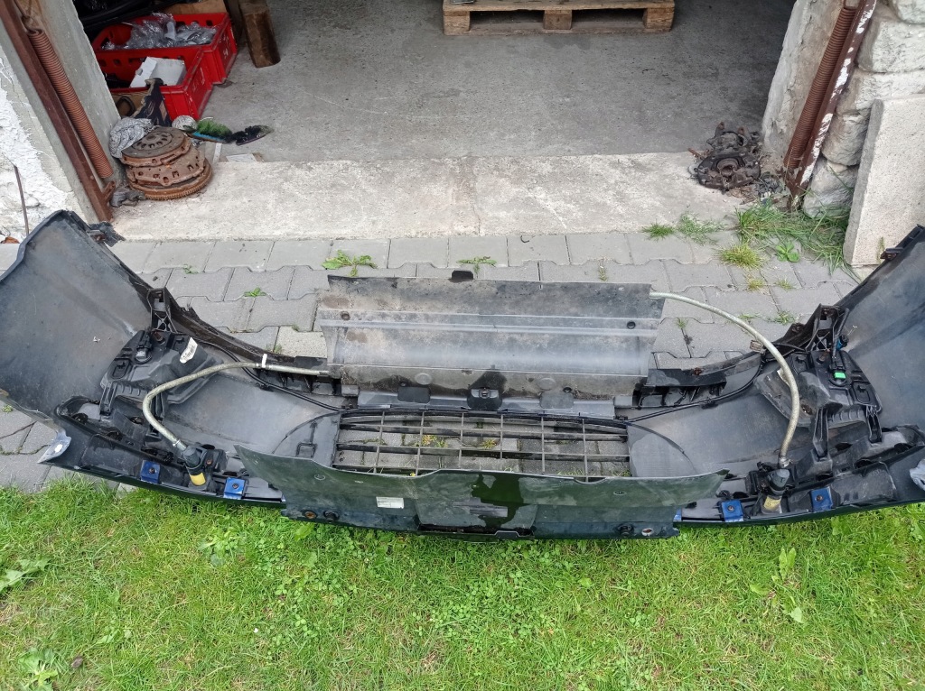 Peugeot 407 - бампер перед - eged ксенон омивачі Зі Шроту